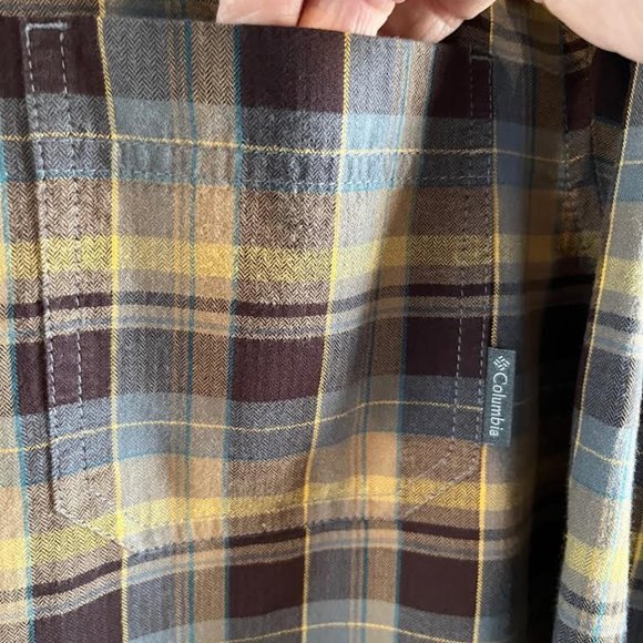 Men's Columbia shirt. Size M. Brown/bluegray - Picture 3 of 3